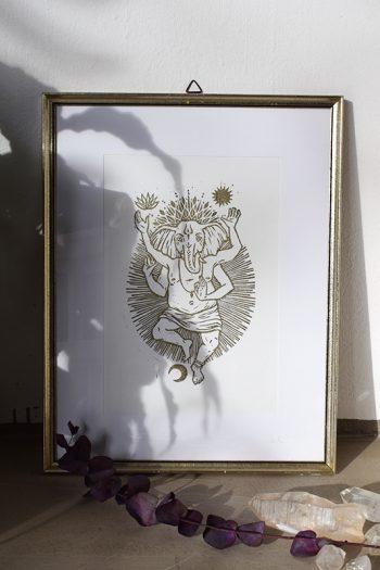 <strong>Ganesha — Rosé-Taupe</strong> Art print in white digital print on premium cardboard Rosé-Taupe, 310g, A6